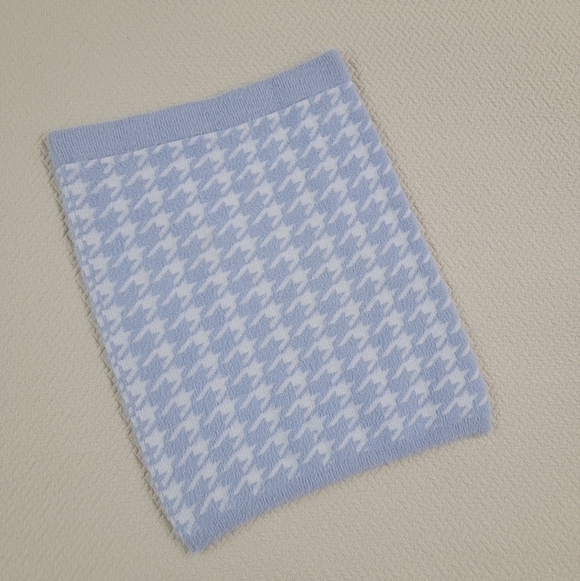 Haute Monde Blue and White Houndstooth Knit Skirt Size Small - Picture 9 of 12